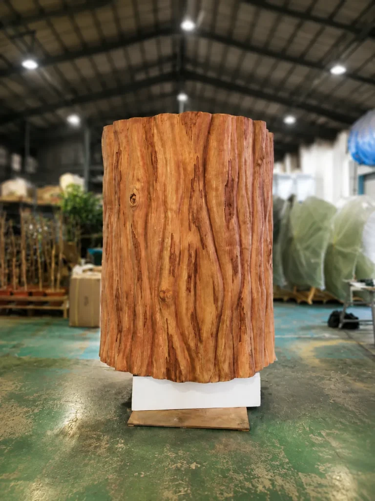 テーマパークの大型木目造形オブジェ製作